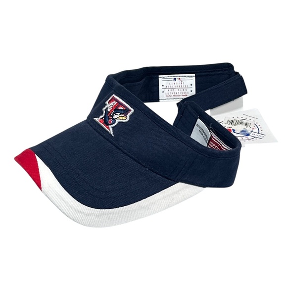 Sold - Picture 3 of 10